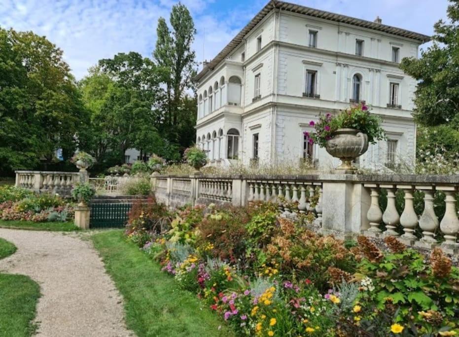 Grande Maison En Bords De Marne - 25 Min De Paris Créteil Exterior photo